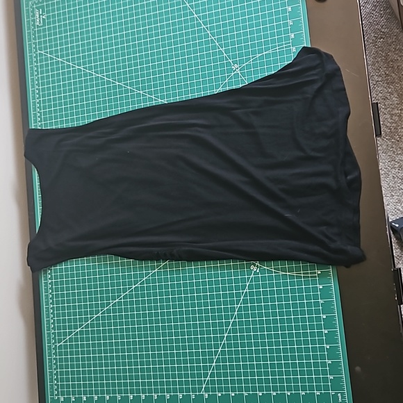 cable and gauge black tank top - Picture 3 of 3